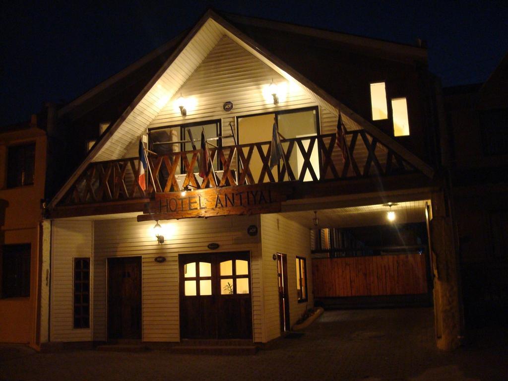 Hostal Caupolican กอนเซปซิออน ภายนอก รูปภาพ
